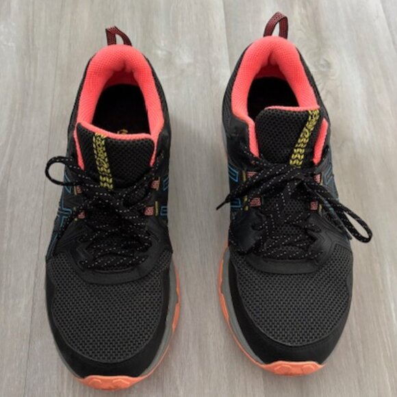 Asics Women's GEL-Venture 8 Running Sneakers from Finish Line 10.5 - Picture 2 of 6